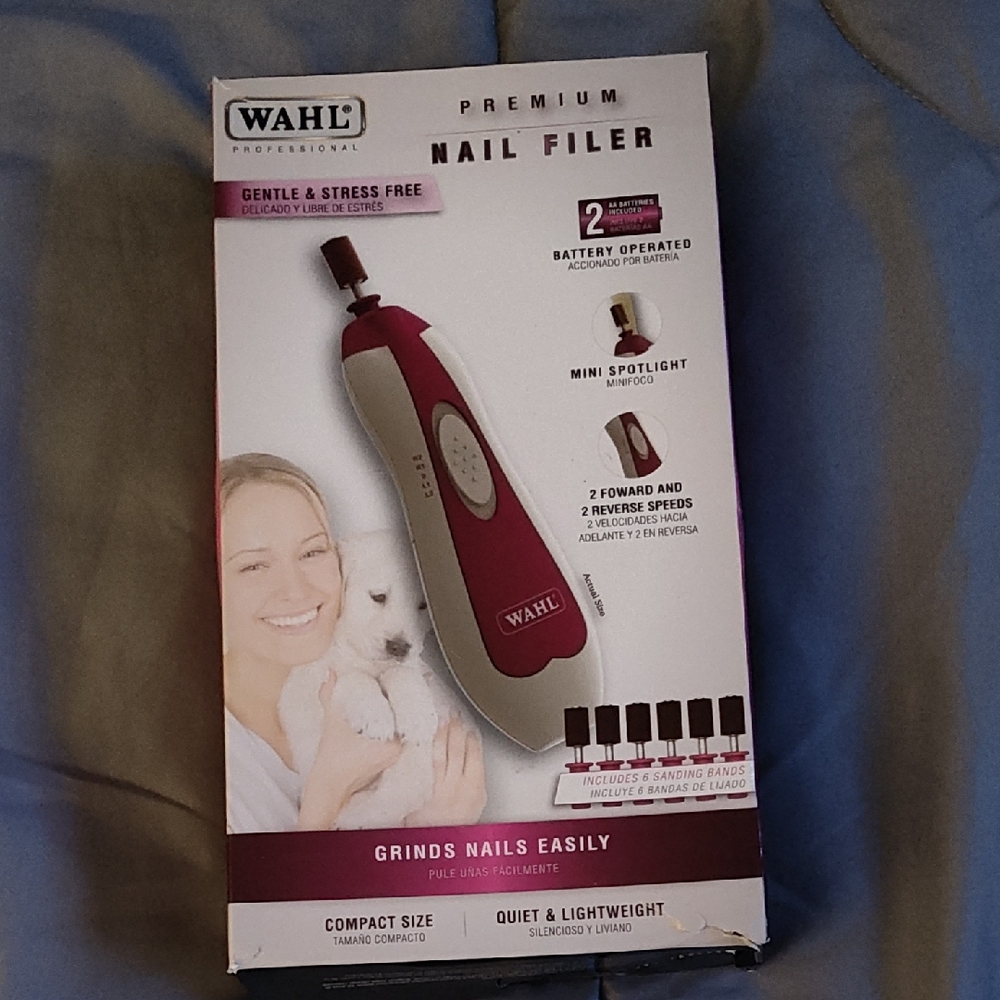 Wahl Professional Red and White Nail Filer